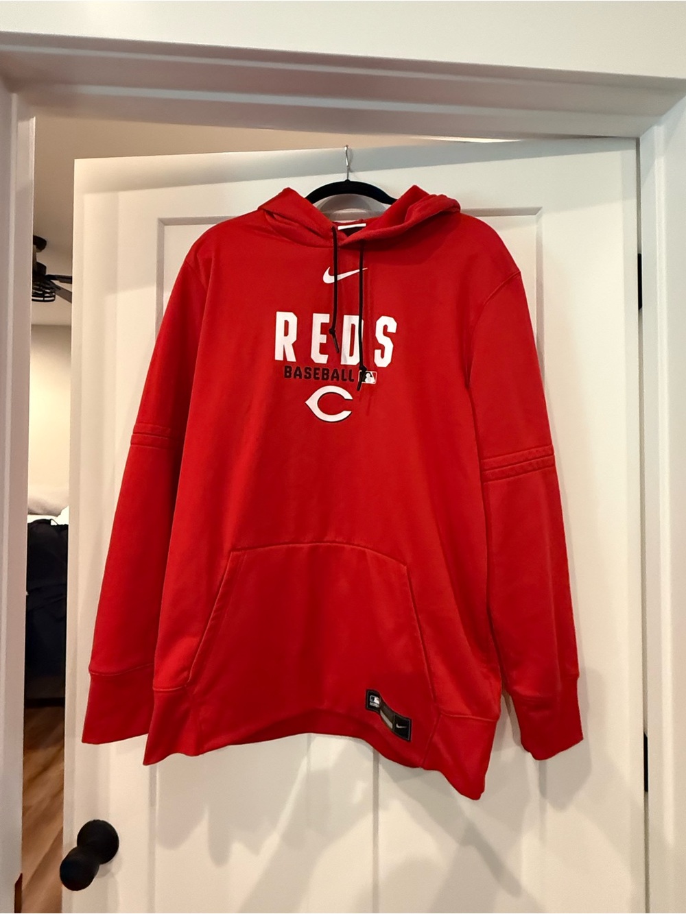 Nike Red Cincinnati Reds Crewneck Pullover Hoodie